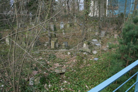 Treptow Crematorium, funerary urns